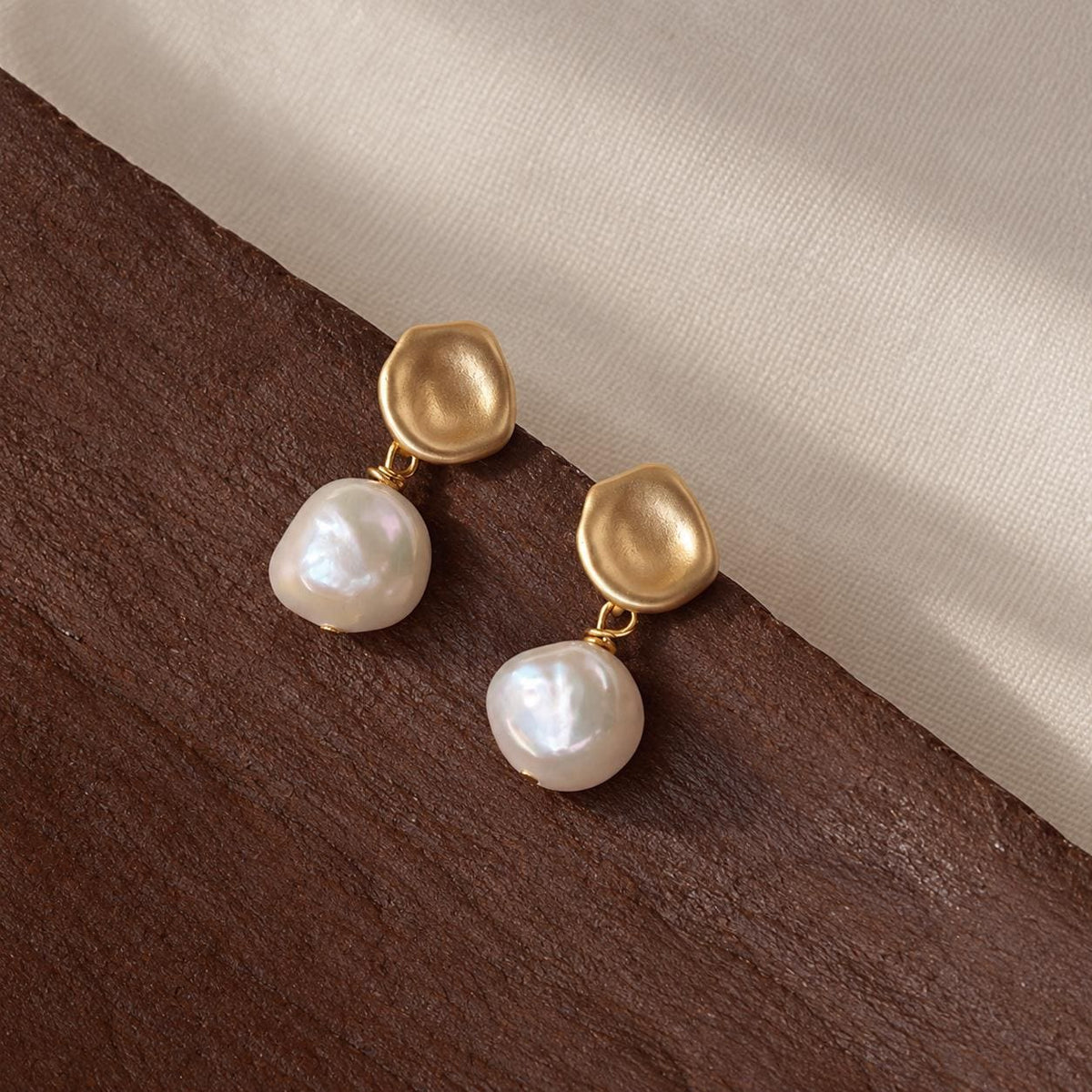 Freshwater Pearl Drop Earrings